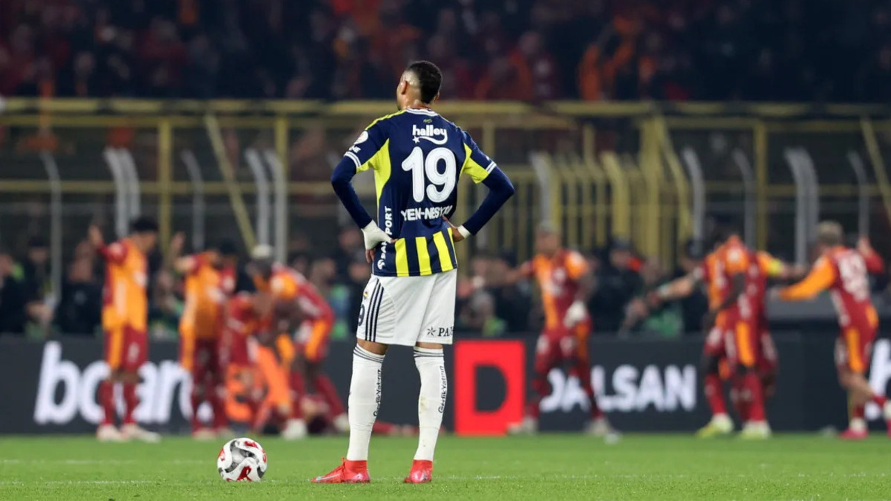 Fenerbahçe tribünlerinden Youssef en-Nesyri'ye ıslıklı protesto