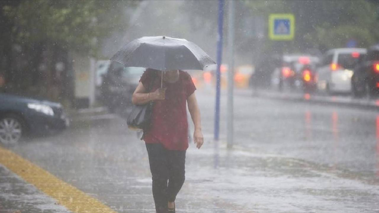 Türkiye soğuyacak! Hava sıcaklığı 4 derece düşüyor: Kar ve sağanak alarmı