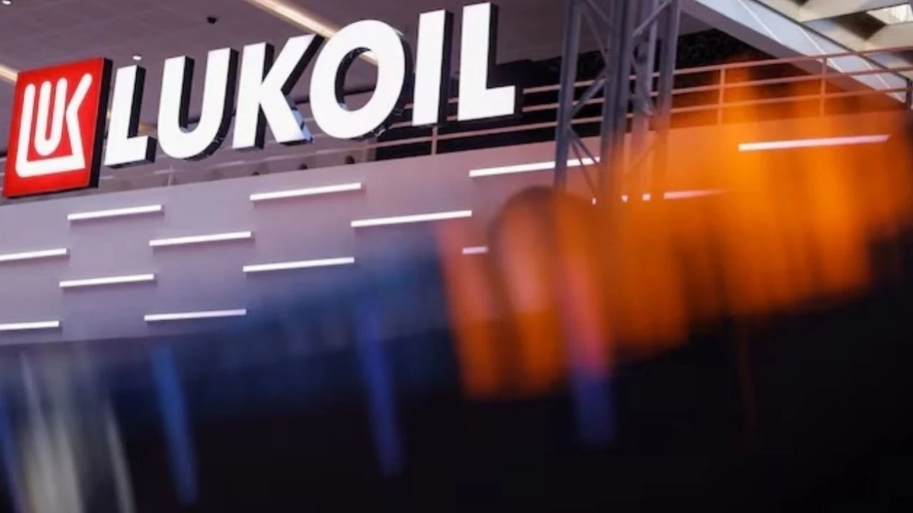 Türkiye'de 600'den fazla istasyonu var! Akaryakıt devinin mallarına el konuldu