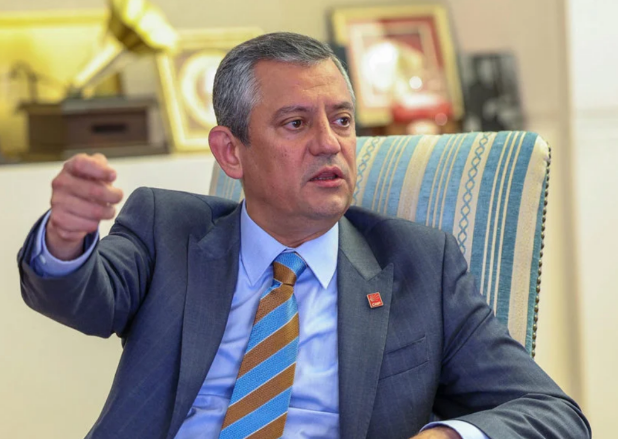 Özgür Özel’den Silivri’de şaşkına çeviren teklif! İtirafçı olmasınlar diye bu kez de ‘büyükelçilik’ vaadi devrede