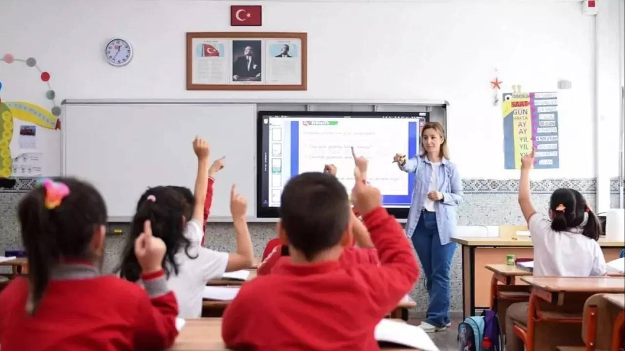 Akran zorbalığına son adım! MEB’den okula başlama yaşında büyük değişiklik: 72 ay modeli geliyor