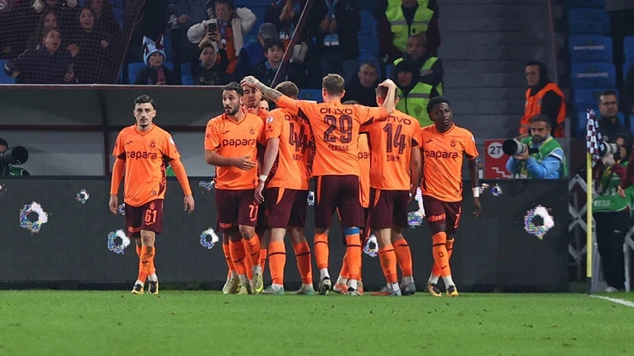 Trabzonspor ikinci yarı açıldı, kupada adını bir üst tura yazdırdı (Trabzonspor 2 - 0  Vanspor | Maçın özeti)
