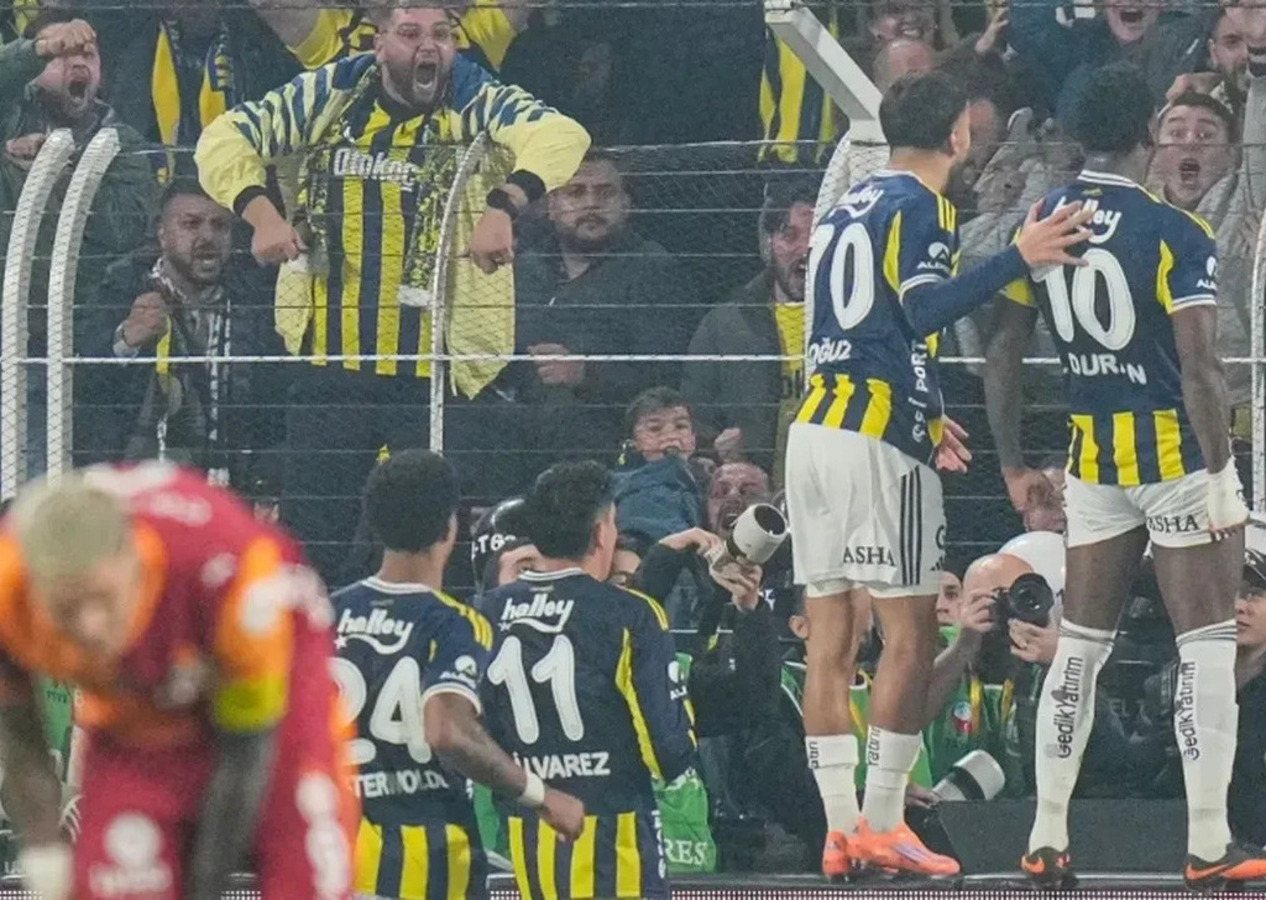 Galatasaray, Jhon Duran için ihbarda bulundu! "Taciz ve teşhircilik"