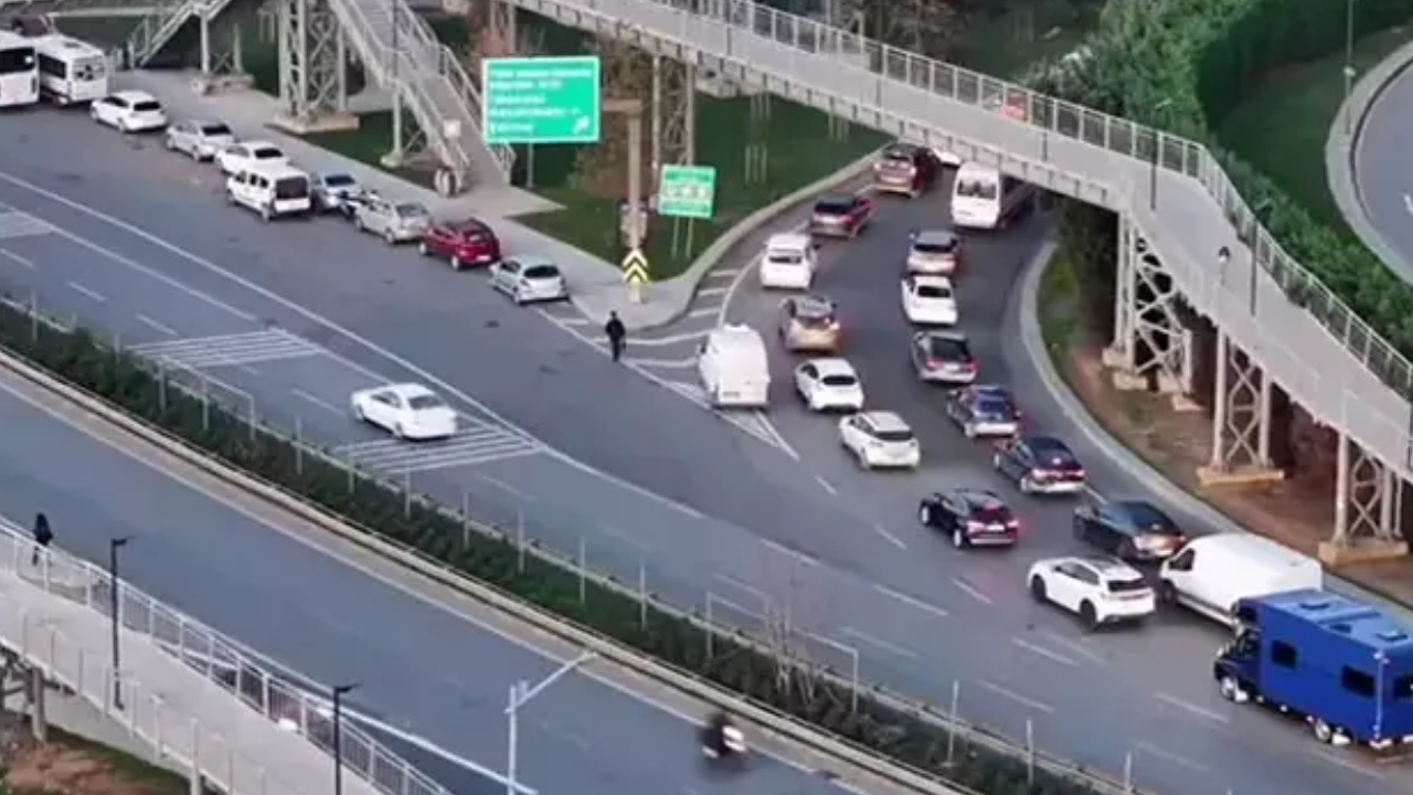 Resmen ceza yağdı! İstanbul'da Dronlu denetim! Trafikte bunu yapan yandı!