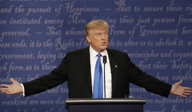 Trump'la ilgili şoke eden iddia! Meğer 200 web sitesi...