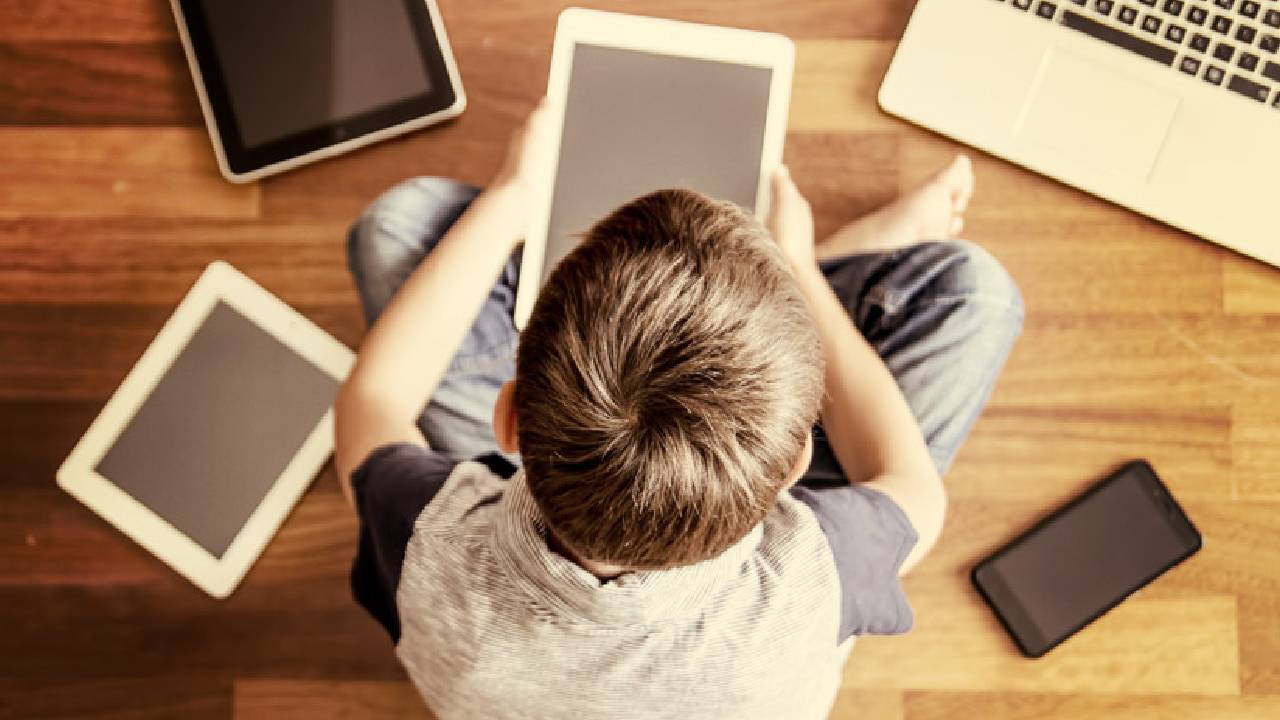 Yaptırımlar ağır olacak! Sosyal medyada yeni dönem: 15 yaş altına tam yasak geliyor