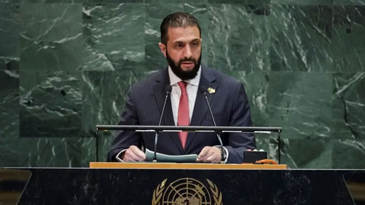 Suriye'de yeni yol haritası! Ahmed Şara, seçim için tarih verdi