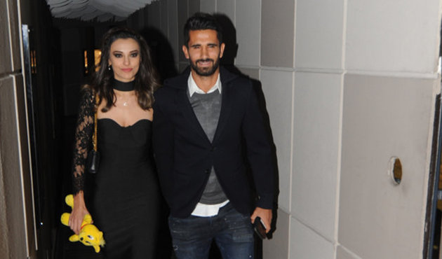 Tuvana Türkay ve Alper Potuk'tan müjdeli haber!