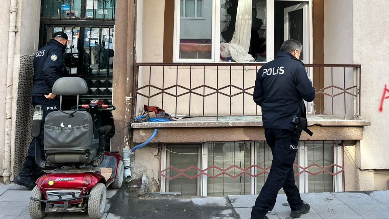 Aksaray'da korku dolu anlar! 5 kişi eve balkondan girip...