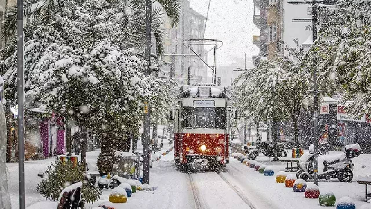 Soğuk hava devi sınırda! Bir adım daha insin… Türkiye bir anda bembeyaz olacak, kar kapıda