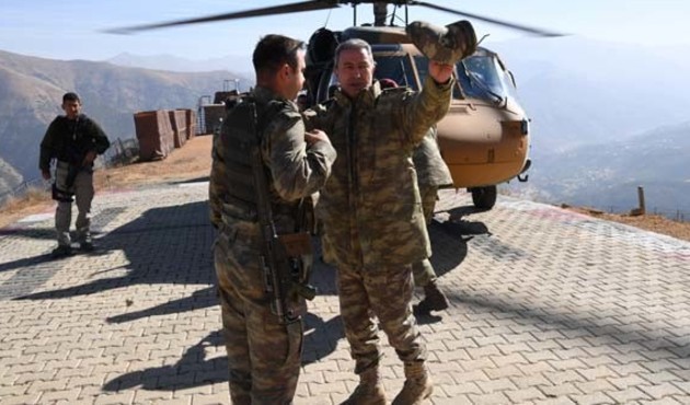 Genelkurmay Başkanı ve kuvvet komutanları Hakkari'de!