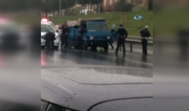 TEM otoyolunda ters yönde giden kamyonet alarmı!