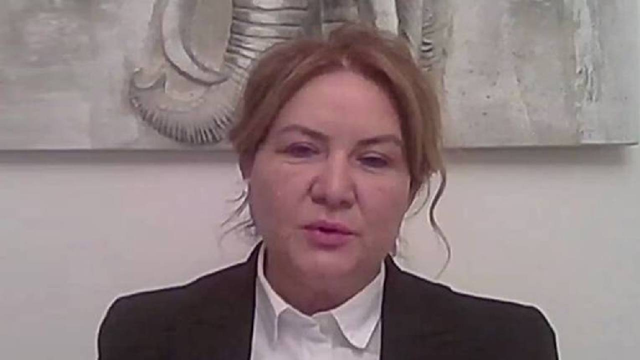 TYT'de deprem! Nuray Başaran köprüleri attı