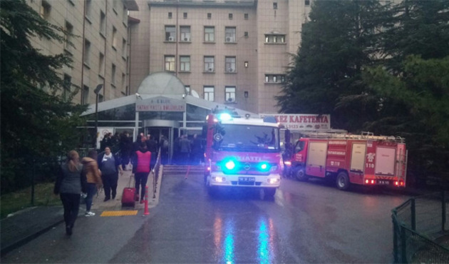 Ankara Eğitim ve Araştırma Hastanesinde yangın!