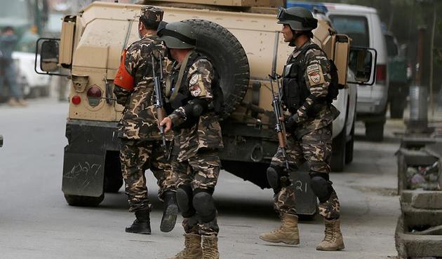 Afganistan'da televizyon kanalına saldırı! Çatışmalar sürüyor...