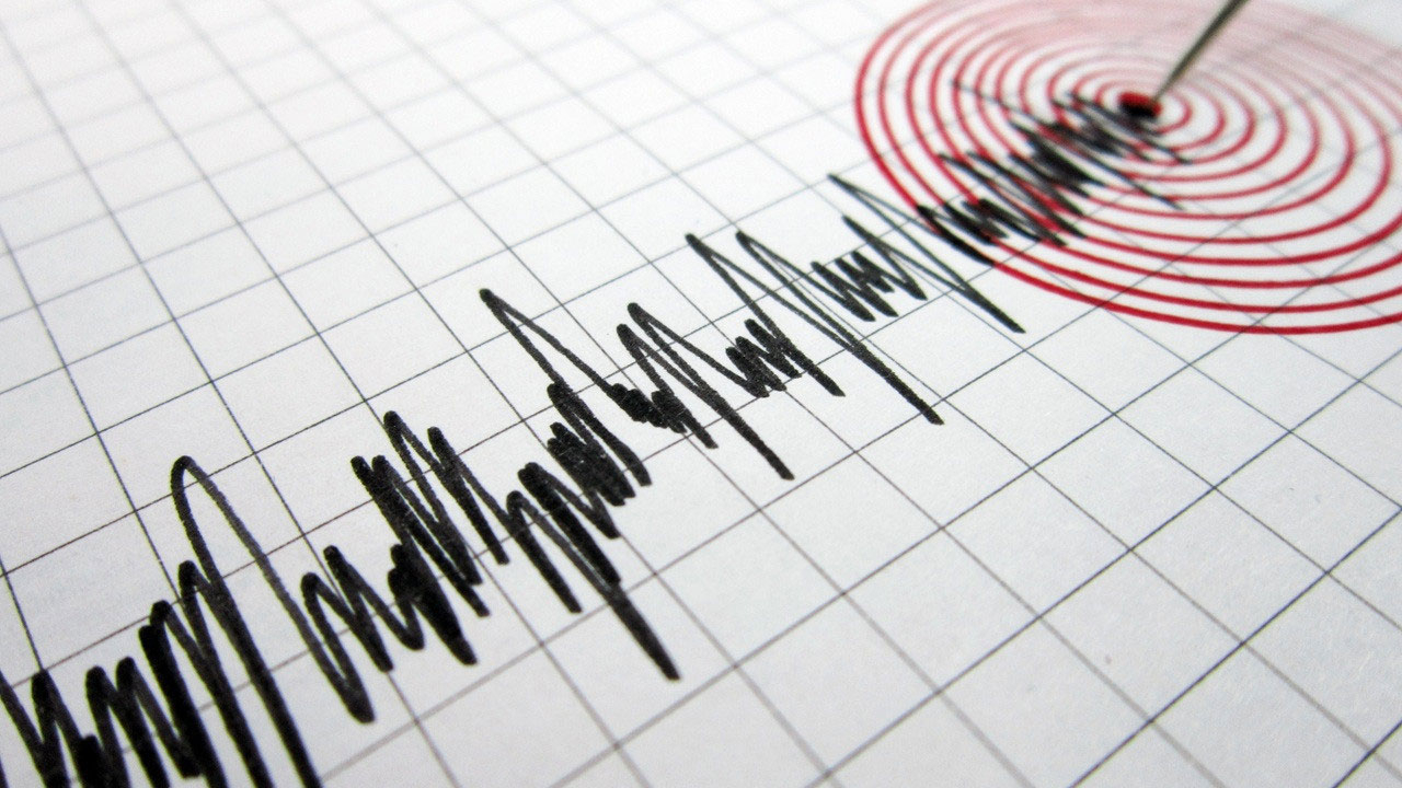 Rusya'da 5.5 şiddetinde deprem meyana geldi