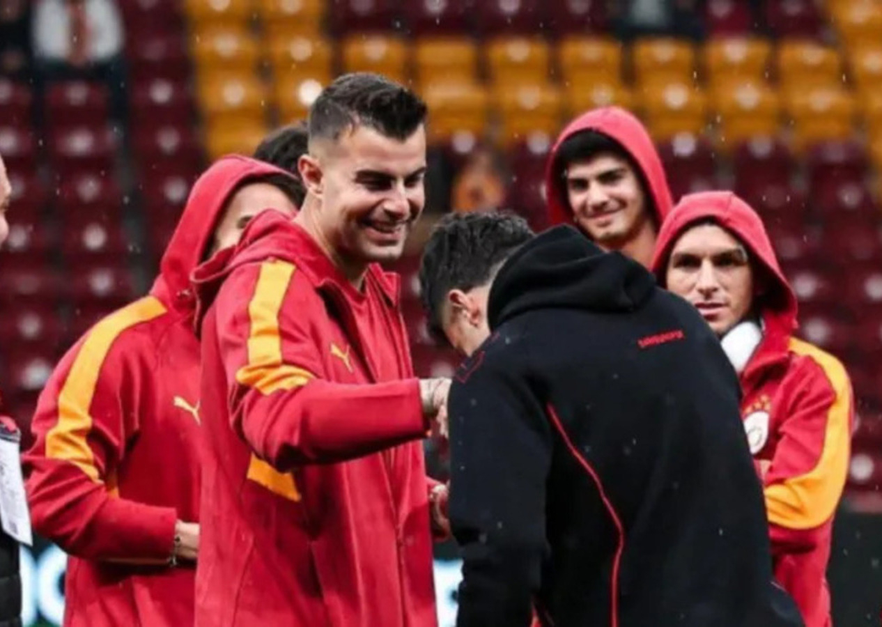 Galatasaray maçı öncesi el öpmüştü! Eyüp Aydın için flaş açıklama...