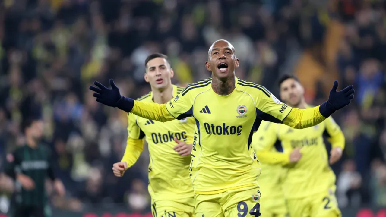 Anderson Talisca Kadıköy'de duble yaptı, Fenerbahçe evinde 4 golle kazandı (Fenerbahçe 4 - 0 Konyaspor | Maçın özeti)