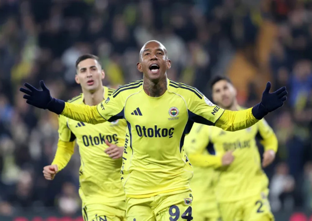 Anderson Talisca Kadıköy'de duble yaptı, Fenerbahçe evinde 4 golle kazandı (Fenerbahçe 4 - 0 Konyaspor | Maçın özeti)
