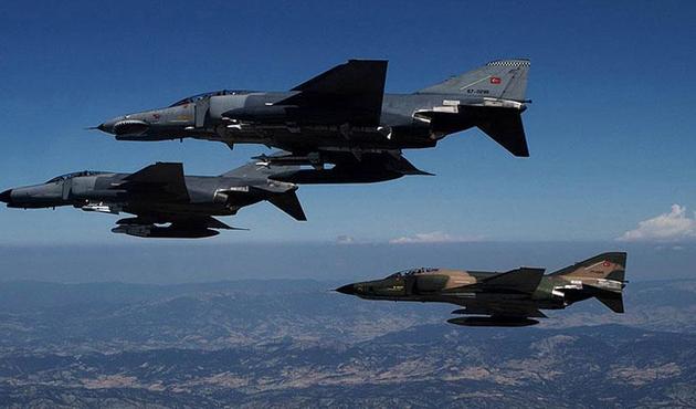 Kandil-Sincar harekatı için sinyal! Jetler ilk kez orayı vurdu...