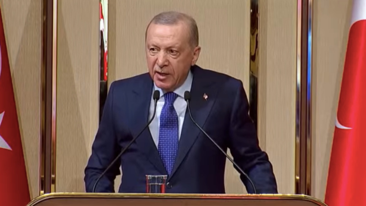 Cumhurbaşkanı Erdoğan, Karadeniz'de sivil gemilerin hedef alınmasına tepki gösterdi: Rusya ve Ukrayna'yı uyardık!