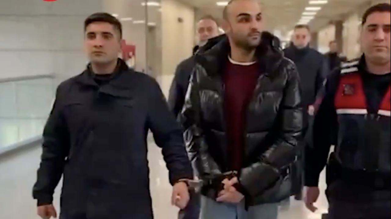“Ünlülerin torbacısı” iddiasıyla gündemdeydi: Sercan Yaşar ifade için adliyeye getirildi!