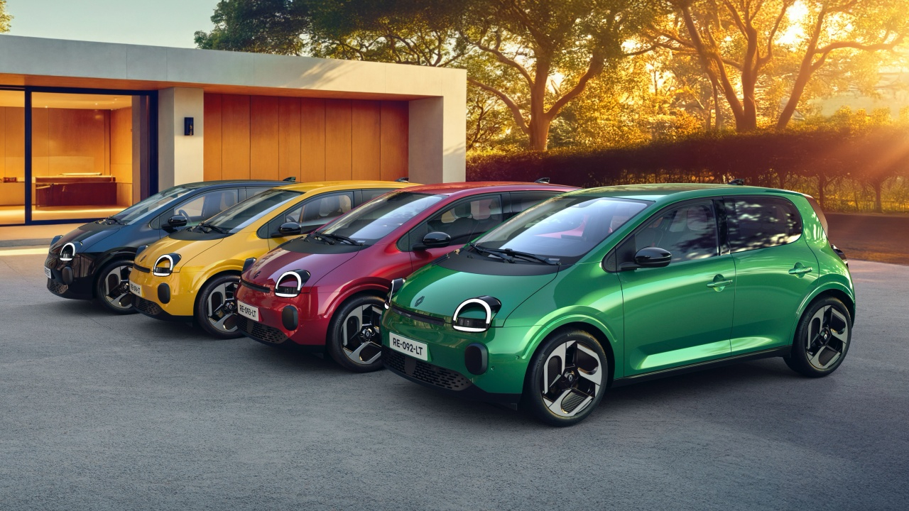 Renault'un efsanevi modeli elektrikli olarak geri döndü! Uygun fiyatıyla dikkat çekiyor