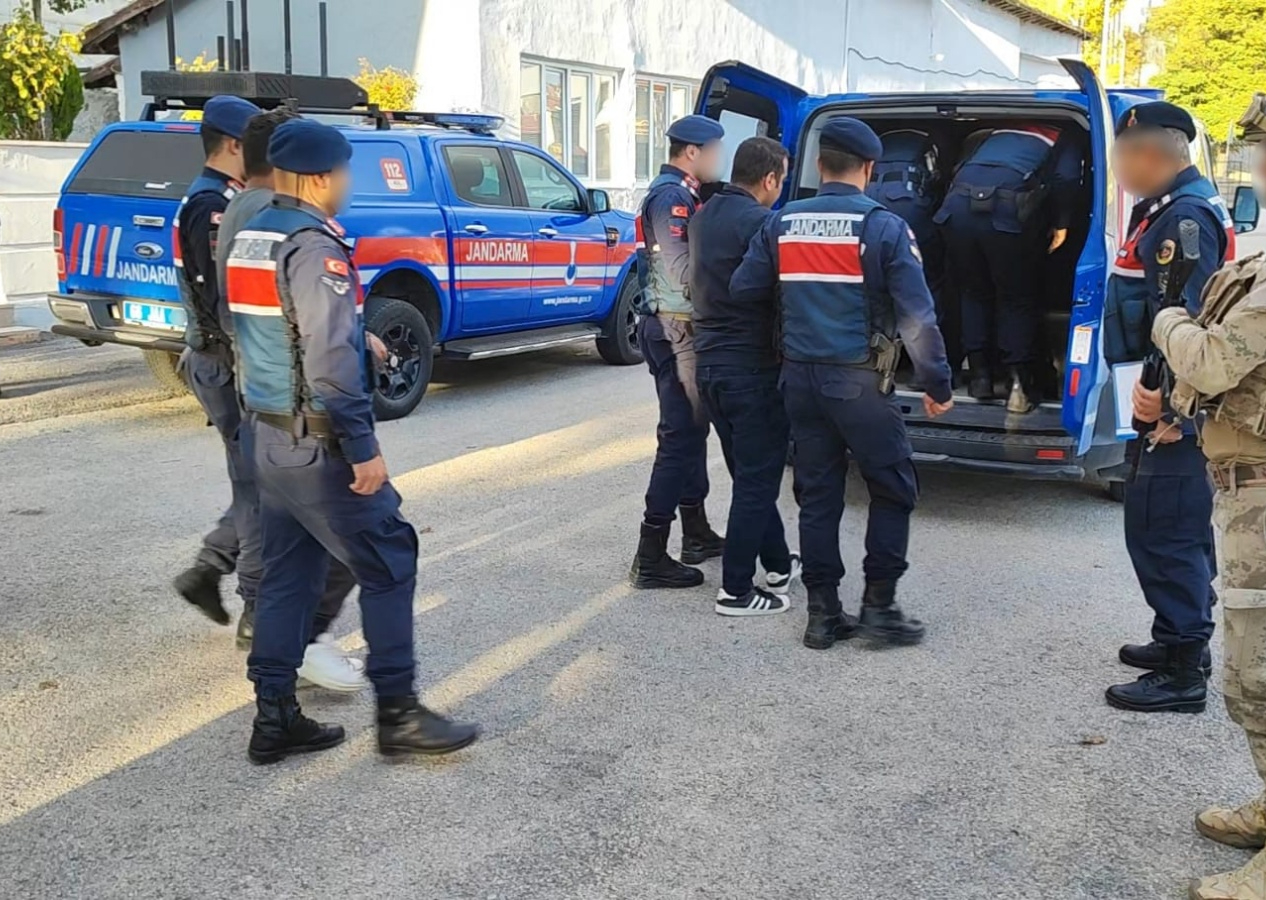 Mali sistemin altını oyan ağ deşifre edildi! 26 şirket ve mali müşavirlere kara para operasyonu! Suçlama: Hayali ticaret ile sahte fatura üzerinden kara para aklama!
