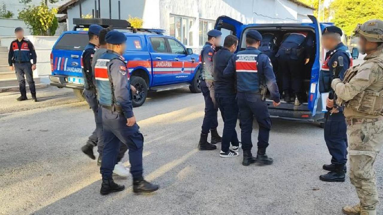 6 ilde dev operasyon! 2,4 Milyar TL’lik skandal ortaya çıktı! Jandarma suç örgütünü çökertti