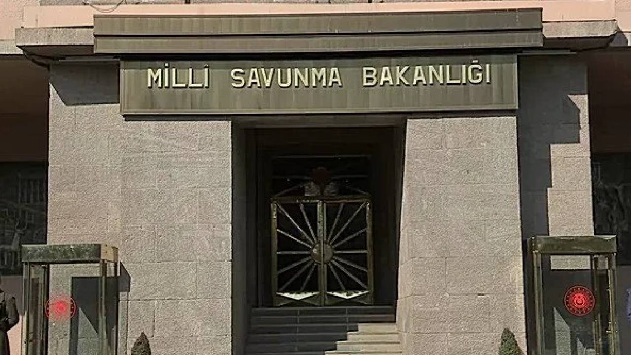 MSB’den Karadeniz’de düşürülen İHA açıklaması: “Hava savunmasında zafiyet yok”