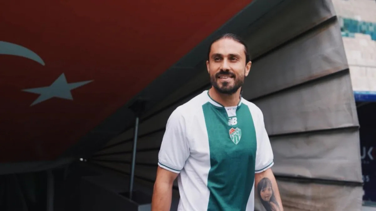 Bursaspor, Halil Akbunar transferini resmen duyurdu