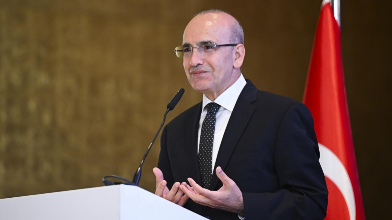 Bakan Şimşek'ten 2026 müjdesi! Pahalılık hafifleyecek, alım gücü artacak