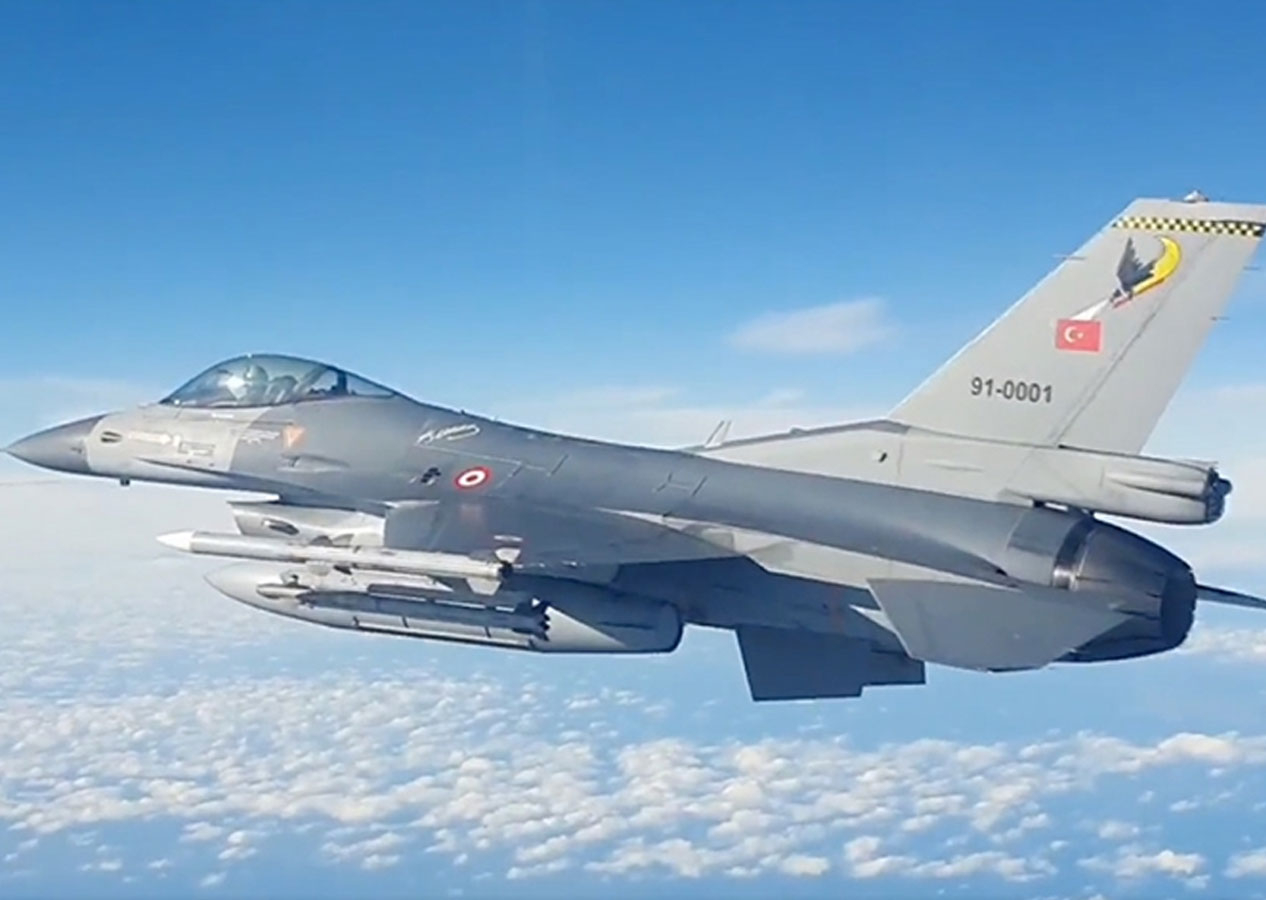 Türk savaş uçakları Suriye sınırında! Fidan, Güler ve Kalın’ın Şam ziyareti sonrası uçaklar havalandı