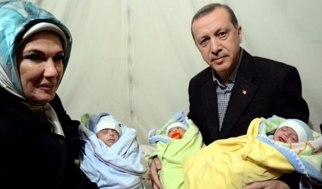 Üçüzler Recep, Tayyip ve Erdoğan'dan güzel haber...