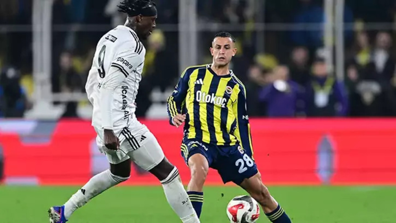 Fenerbahçe'de şok sakatlık! Bartuğ Elmaz oyuna devam edemedi