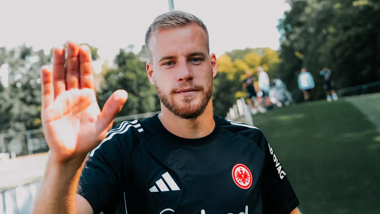 Beşiktaş Kocaelisporlu Smolcic'in durumunu sordu
