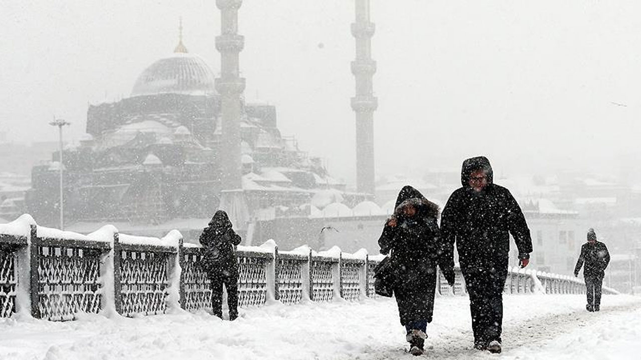 İstanbullular dikkat! Valilikten uyarı geldi: Kar geliyor