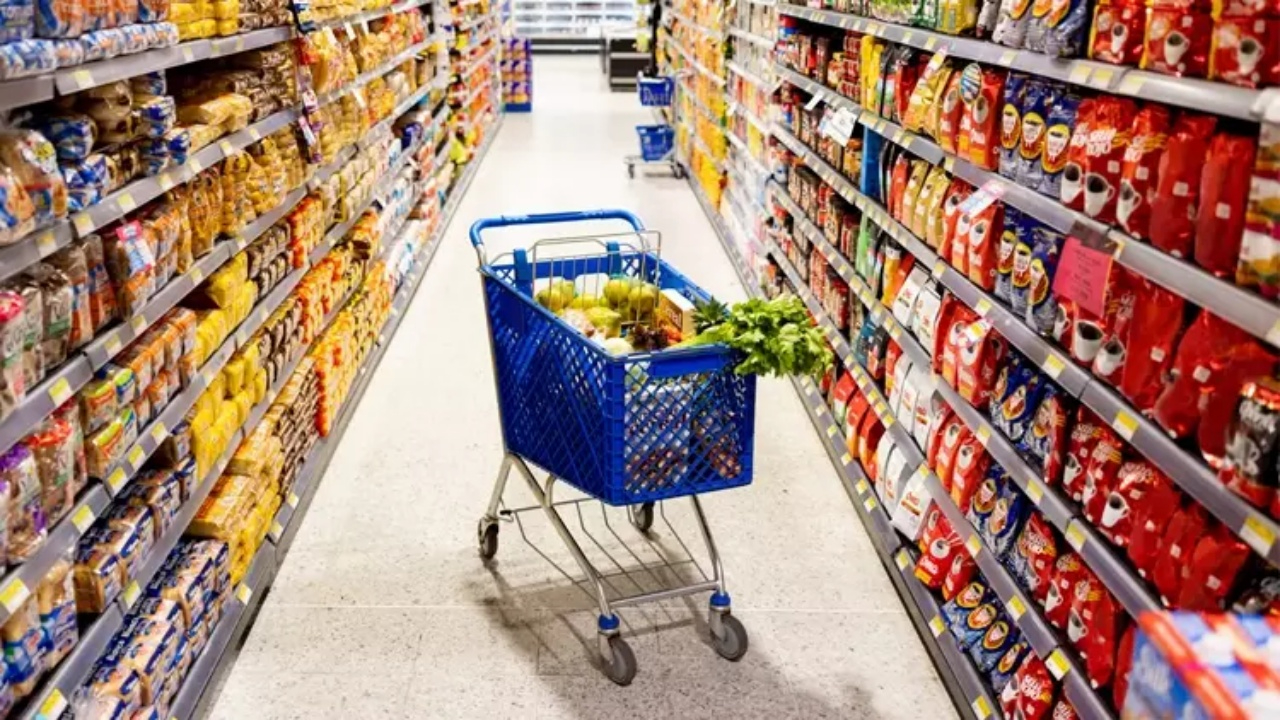 Pazar Günü marketler kapanıyor mu? Esnaf ve perakendeciler anlaştı! Son söz Ticaret Bakanlığında...