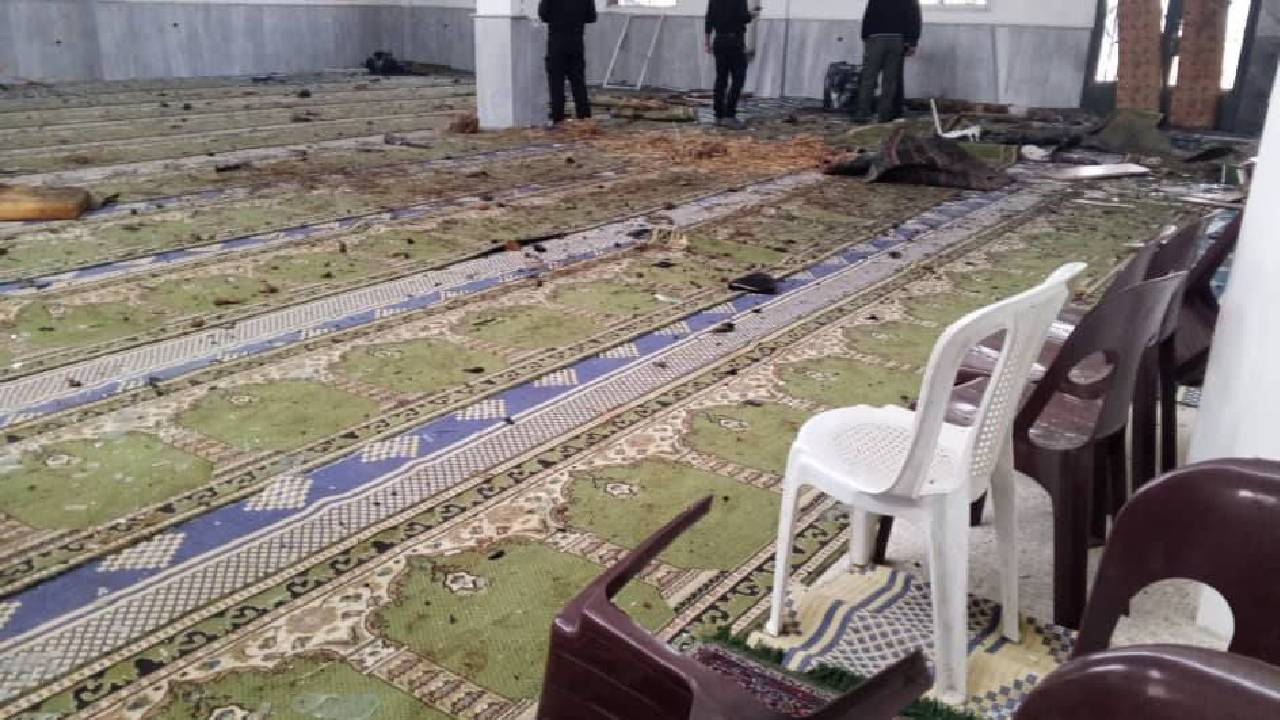 Suriye'de camide kanlı patlama! Humus’ta ibadet sırasında dehşet: 5 ölü 21 yaralı