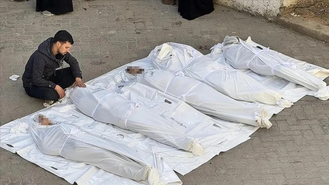 İsrail'in Gazze'ye saldırılarında can kaybı 70 bin 945'e yükseldi