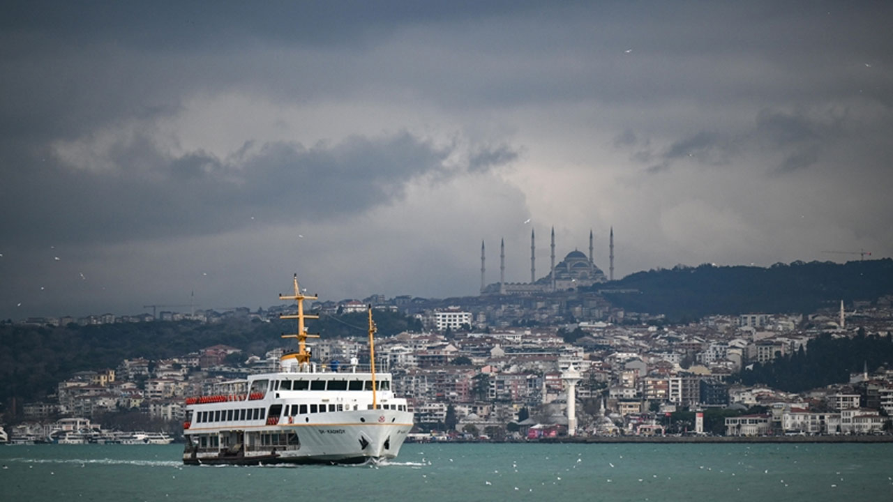 İstanbullular dikkat! Valilikten uyarı geldi: Yarın öğle saatlerinden itibaren...