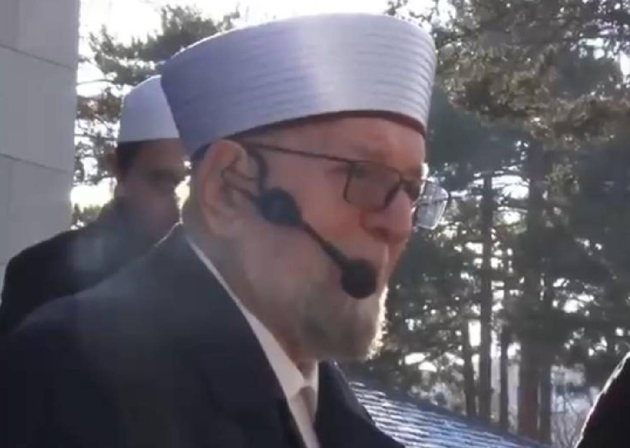 Eski Diyanet Başkan Yardımcısı Necmettin Nursaçan eşini son yolculuğuna uğurladı: Gözyaşları yürekleri dağladı