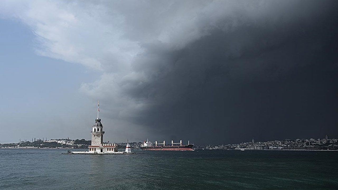 Uyarılar peş peşe geldi! İstanbul'da fırtına alarmı