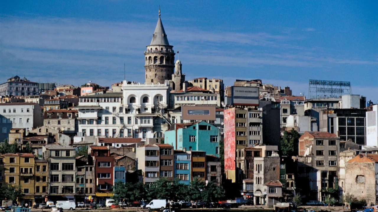 İstanbul'dan büyük kaçış! Son iki yılda neredeyse 1 milyon kişi megakenti terk etti