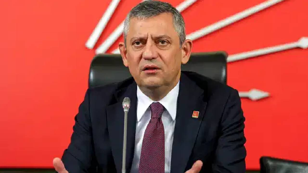 CHP’de kurultay kabusu... Mahkeme kararı Özgür Özel yönetimini tehdit ediyor