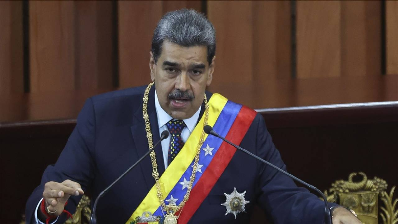 Tarihi darbe gündemi sarstı! Venezuela lideri Maduro'nun son görüntüleri ortaya çıktı
