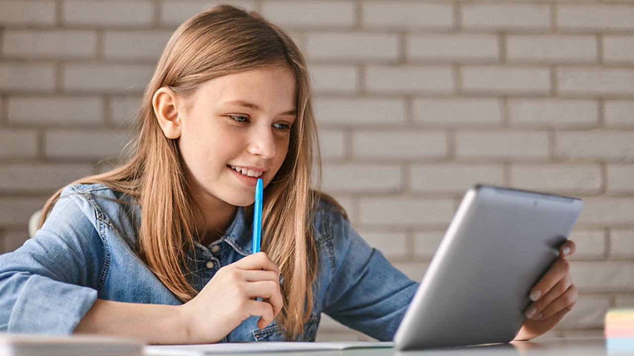 15 yaş altı çocuklara internet düzenlemesi geliyor