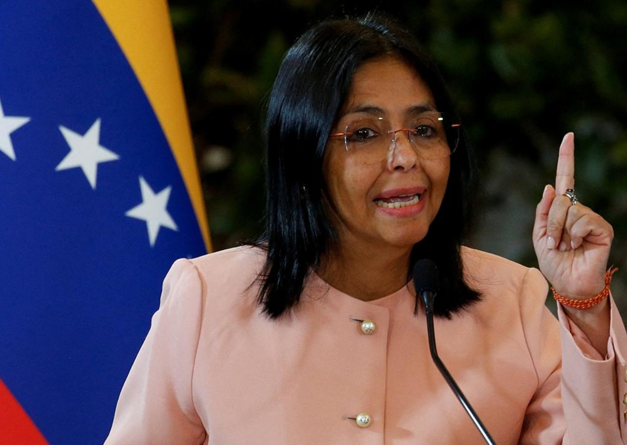 Maduro’suz Venezuela direnecek: Başkan Yardımcısı Delcy Rodriguez devlet başkanı oldu, halka sokak çağrısı yaptı