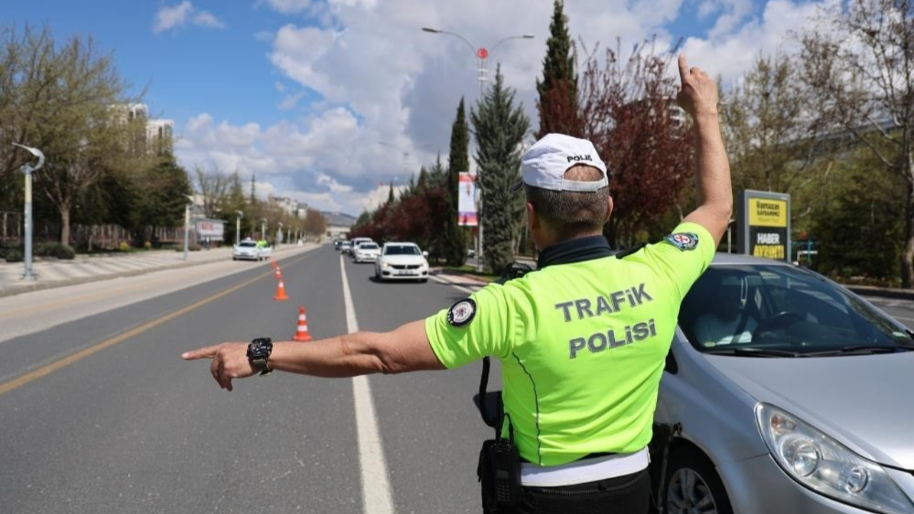 Bu hafta Meclis'e geliyor! Trafikte tüm kurallar değişiyor! İşte yeni cezalar...