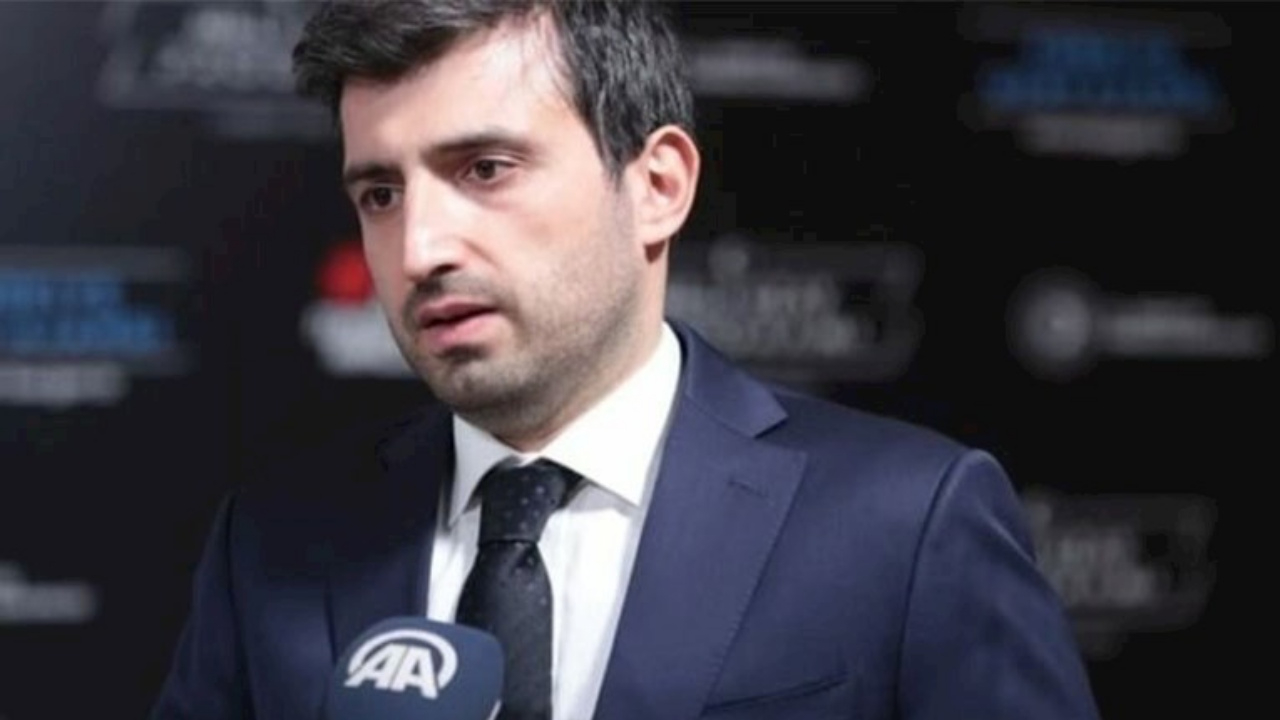 Selçuk Bayraktar'dan Maduro açıklaması! Ayakta kalmanın şartı, kendi gücünü, caydırıcılığını ve bağımsızlığını inşa etmektir